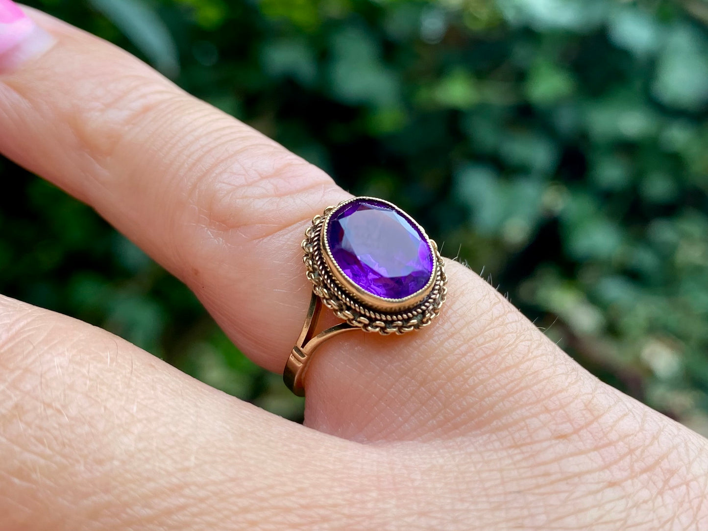 Vintage 9ct Gold Amethyst Ring