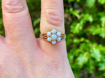 Vintage 9ct Gold Opal Ring