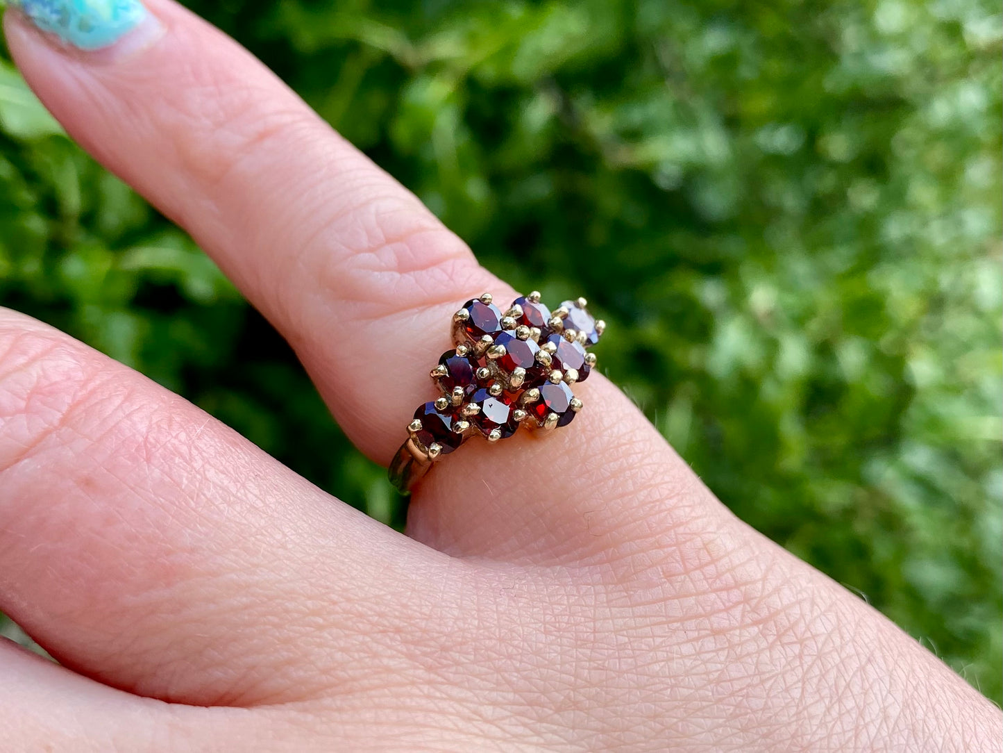 9ct Gold Garnet Ring
