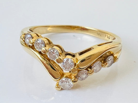 Vintage 18ct Gold Diamond Curve Ring