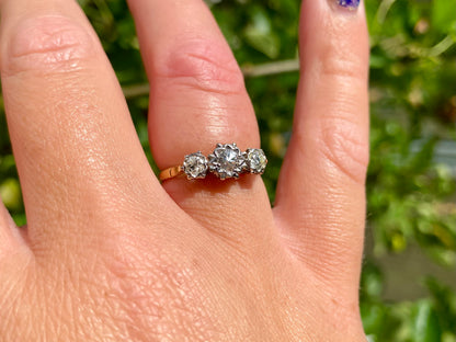 Vintage 18ct Gold Three-Stone Diamond Ring