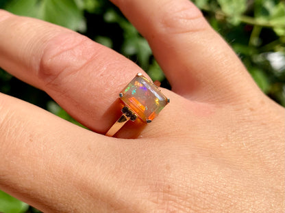9ct Gold Opal & Green Tourmaline Ring
