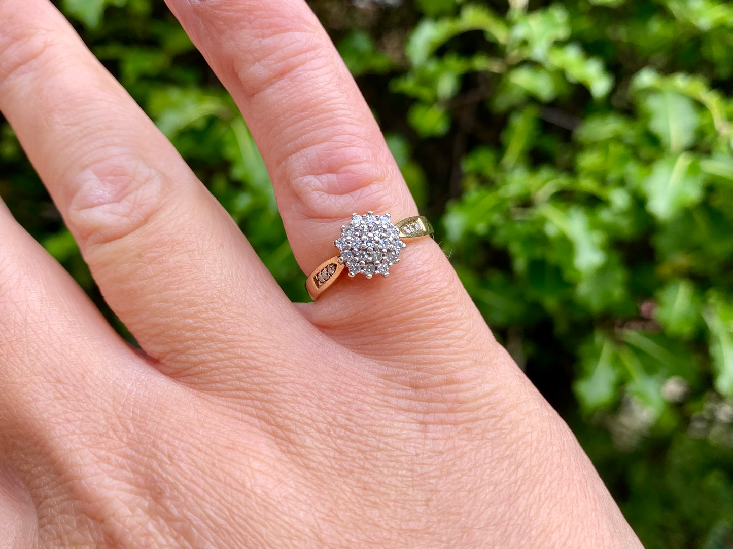 Vintage 9ct Gold Diamond Ring