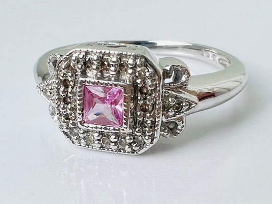 9ct Gold Pink Sapphire & Diamond Ring