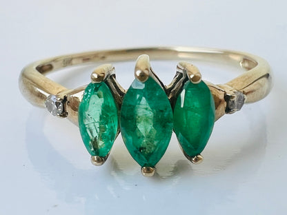 9ct Gold Emerald & Diamond Ring