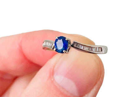 18ct Gold Sapphire & Diamond Ring
