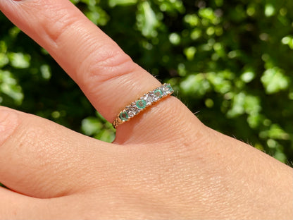 9ct Gold Emerald & Diamond Ring