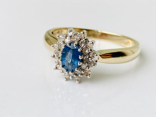 9ct Gold Sapphire & Diamond Ring