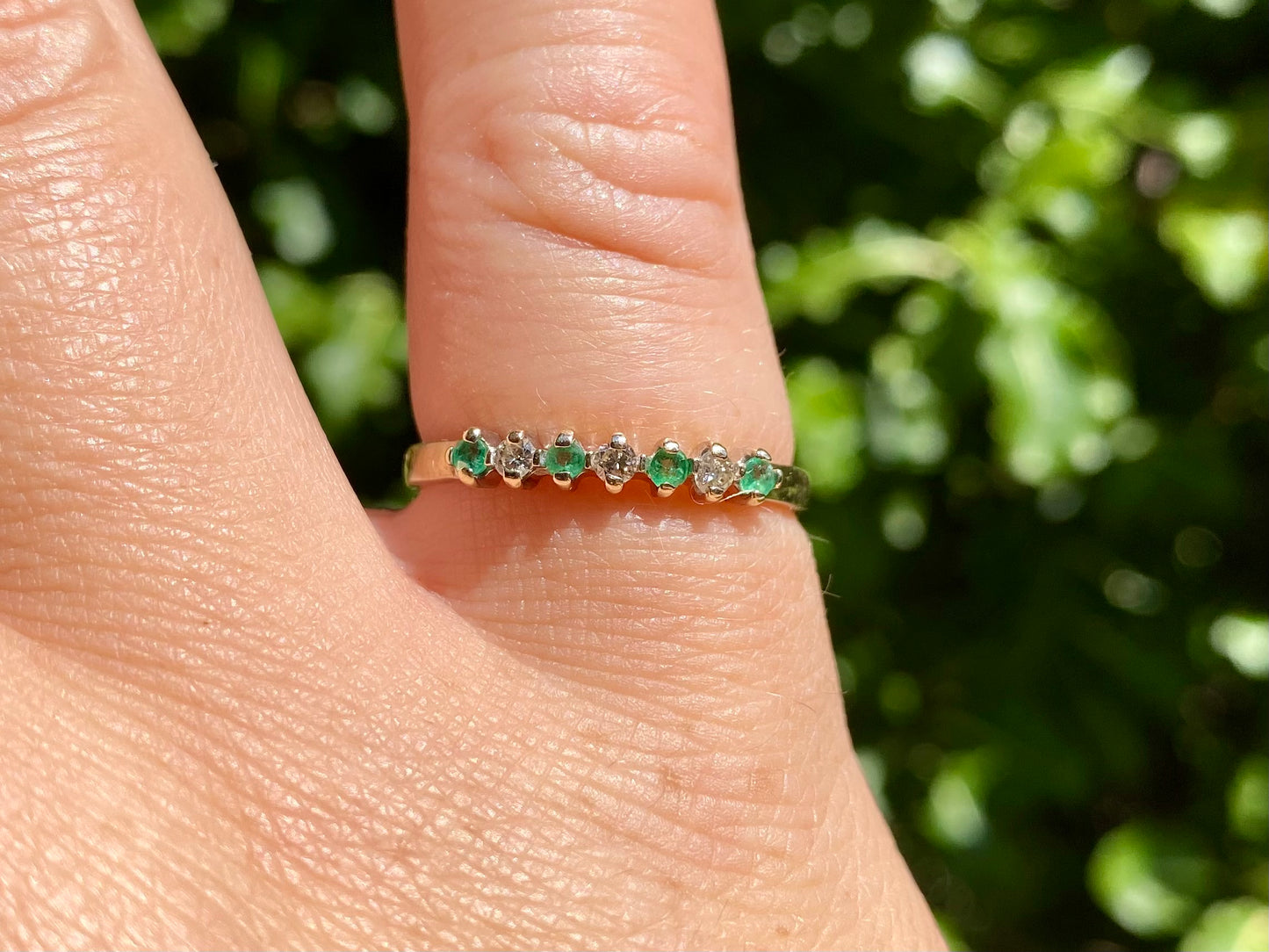 9ct Gold Emerald & Diamond Ring