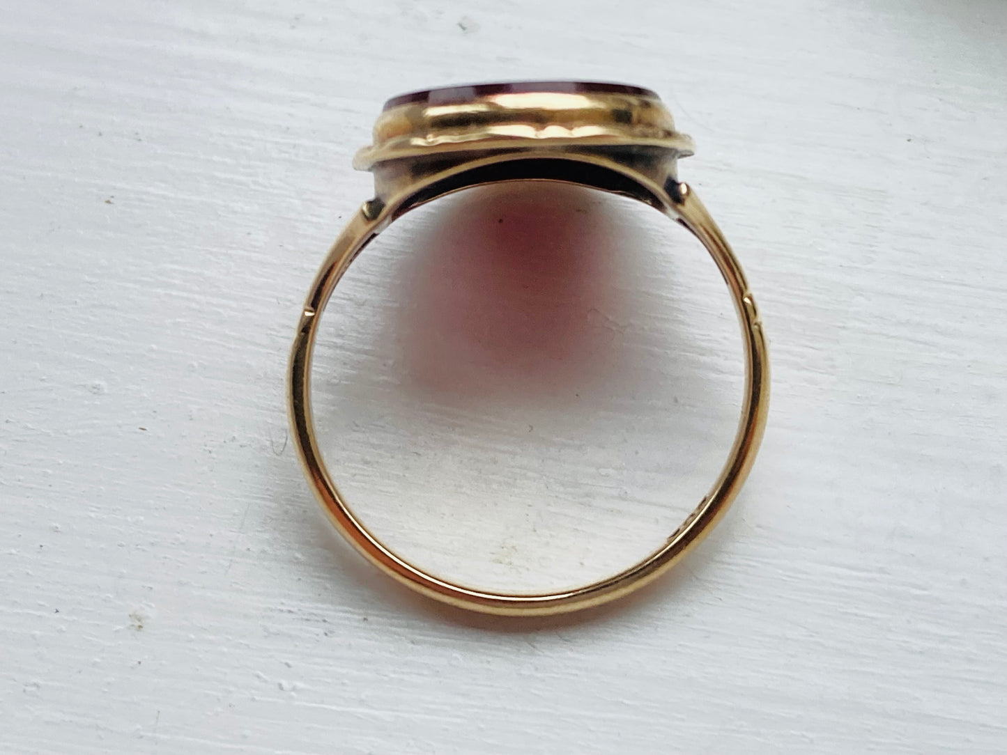 Vintage 9ct Gold Carnelian Ring