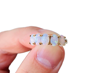 9ct Gold Opal Ring