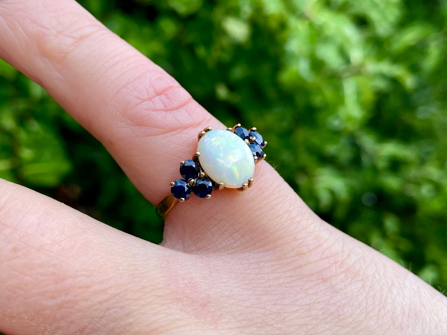 Vintage 9ct Gold Opal & Sapphire Ring