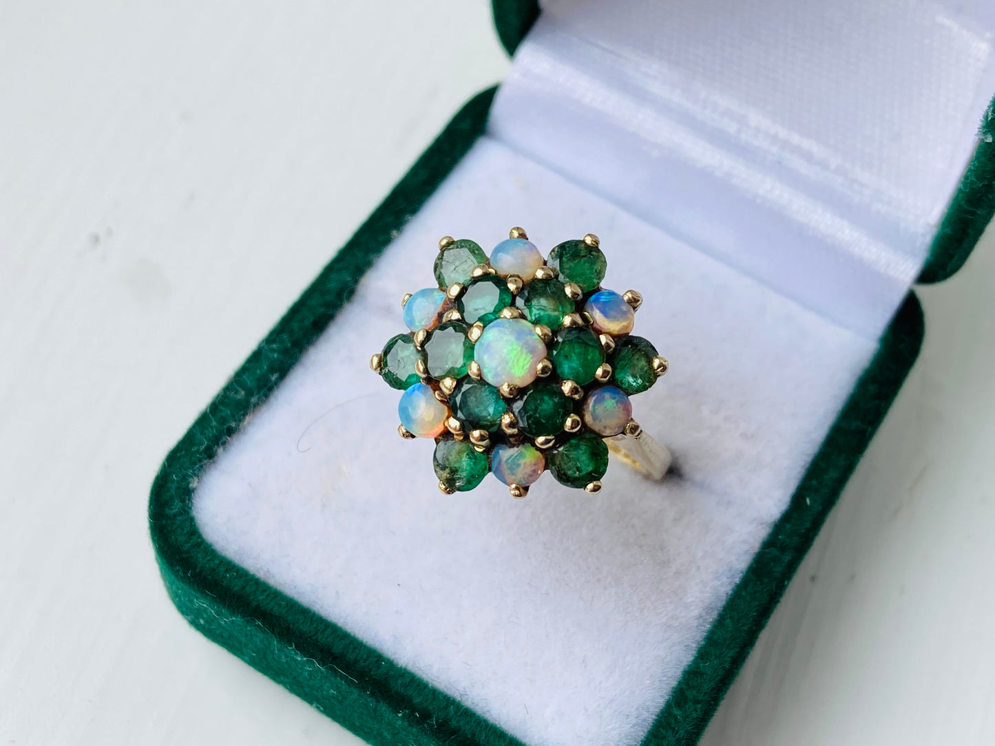 Vintage 9ct Gold Emerald & Opal Ring