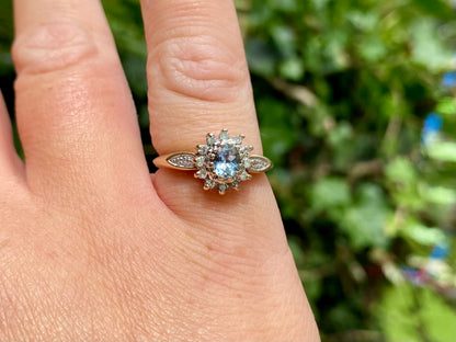 9ct Gold Aquamarine & Diamond Ring