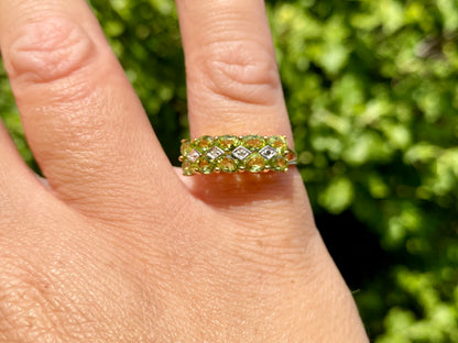 9ct Gold Peridot & Diamond Ring