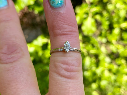 10ct Gold Diamond Ring