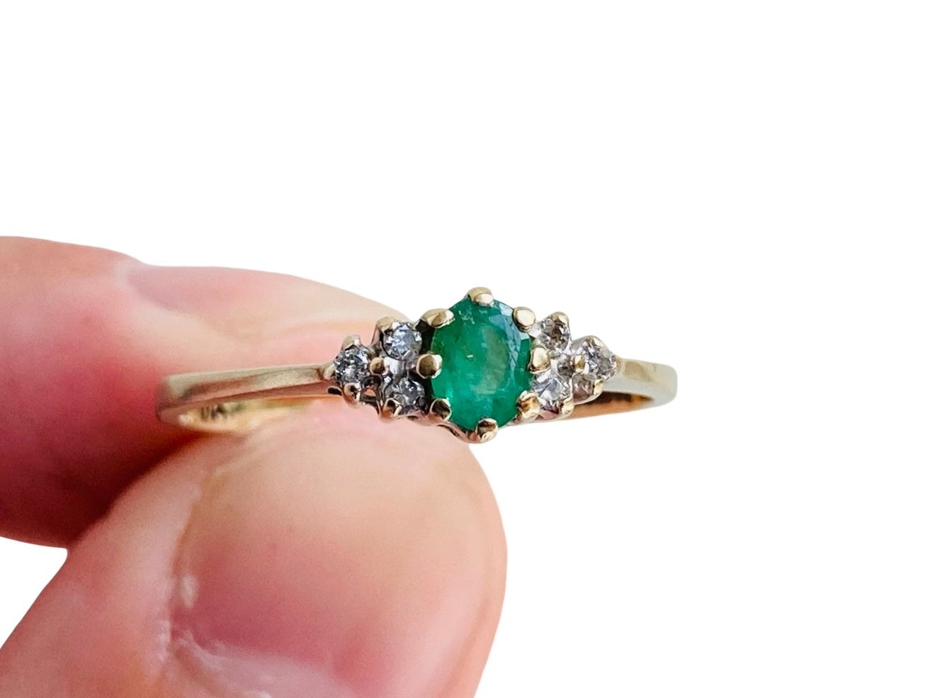 Vintage 9ct Gold Emerald & Diamond Ring