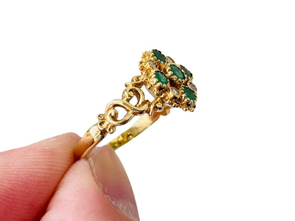 Vintage 18ct Gold Emerald & Diamond Ring
