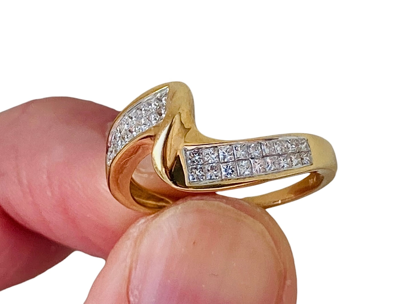 18ct Gold Diamond Ring
