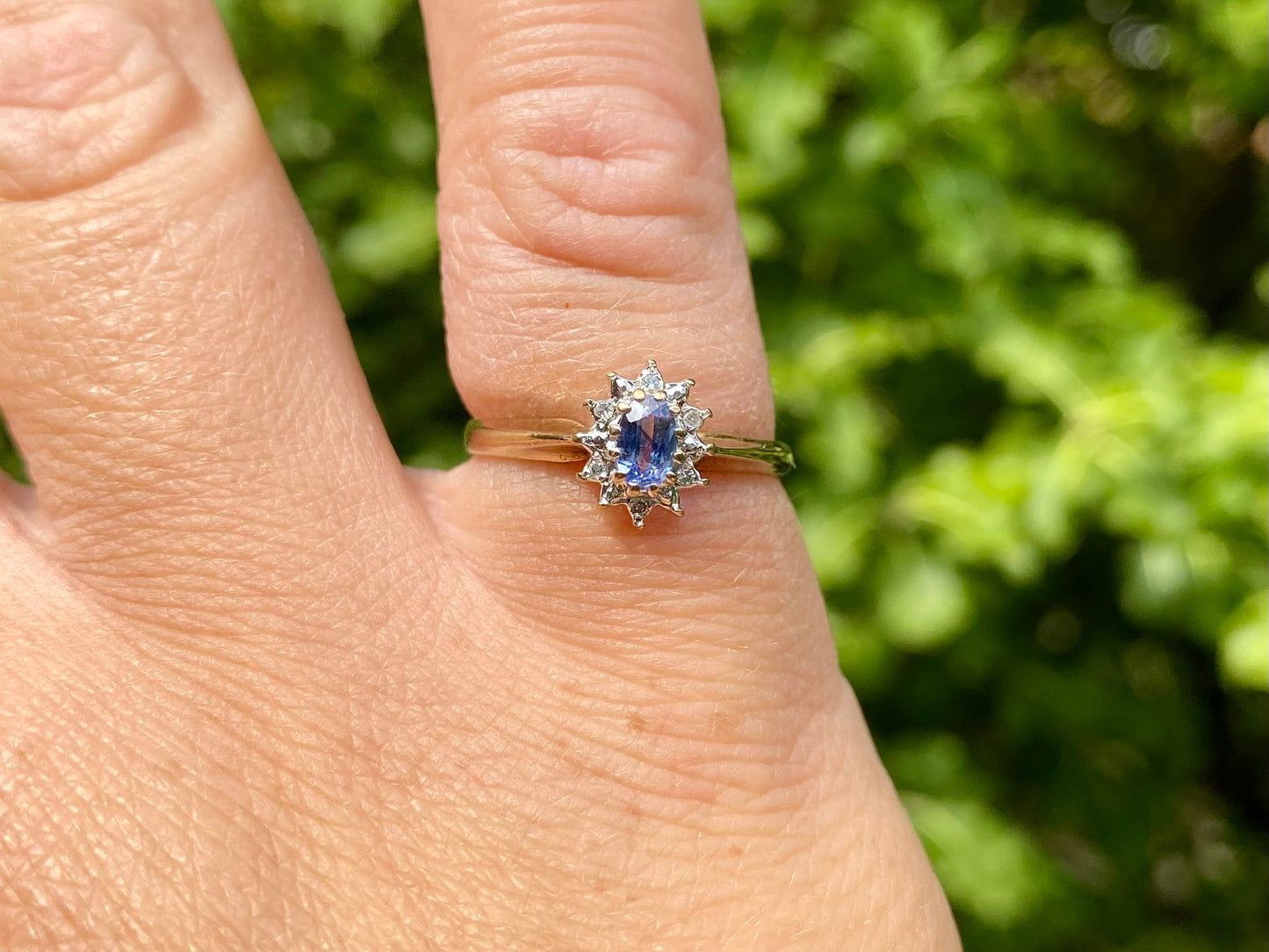 9ct Gold Sapphire & Diamond Ring
