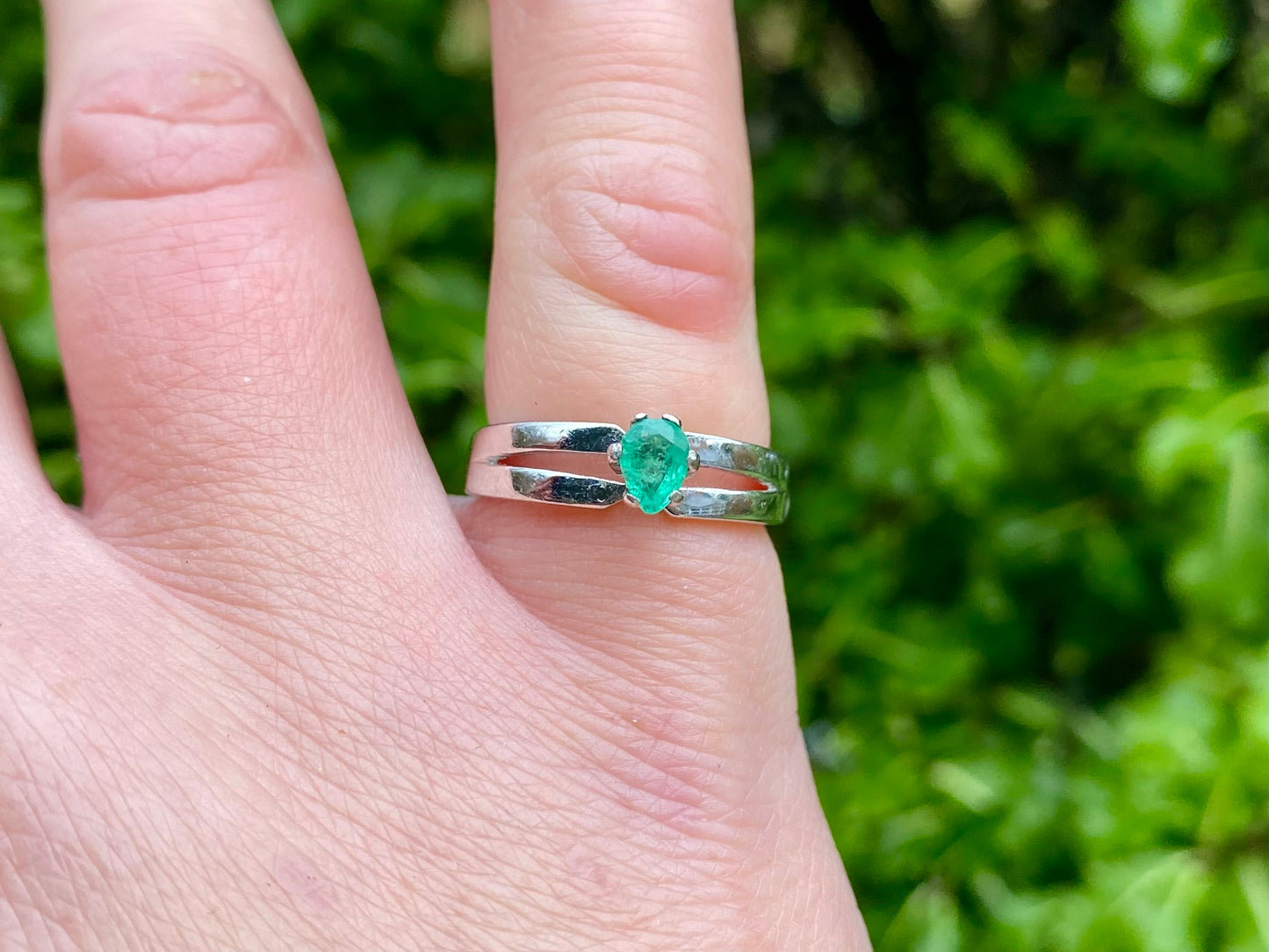 9ct Gold Emerald Ring