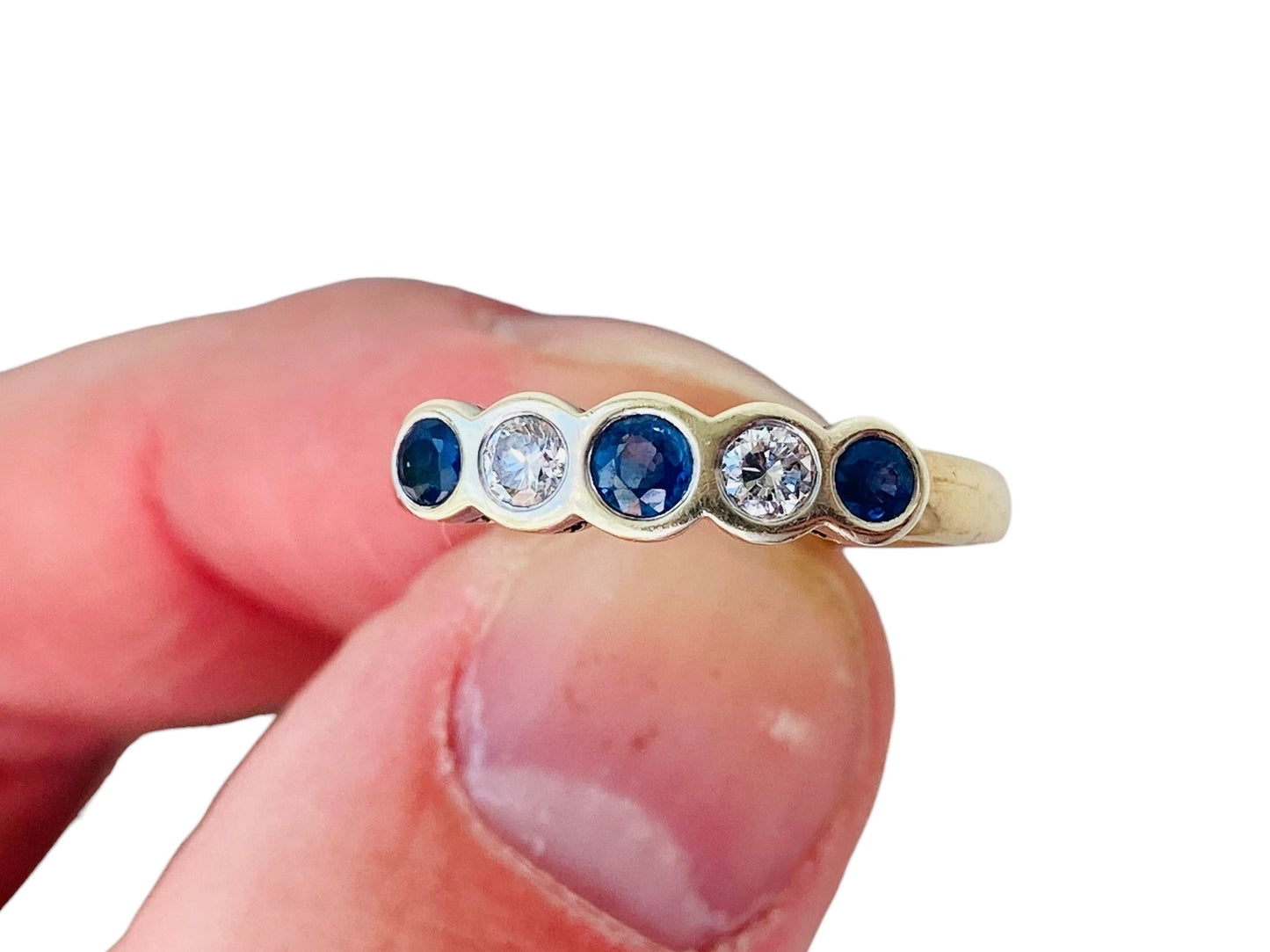 9ct Gold Sapphire & Diamond Ring