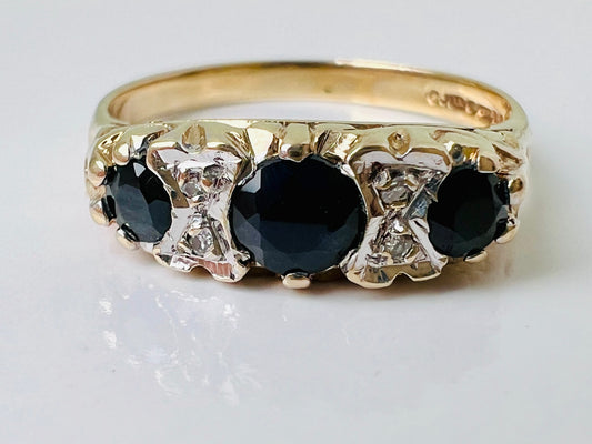 Vintage 9ct Gold Sapphire & Diamond Ring
