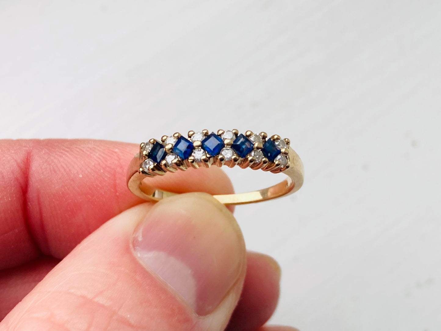 9ct Gold Sapphire & Diamond Ring