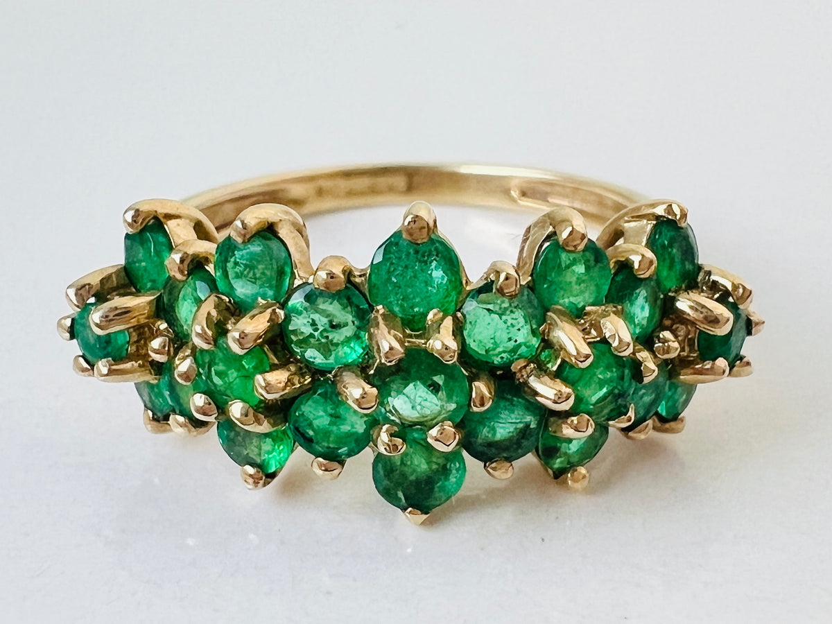 9ct Gold Emerald Ring