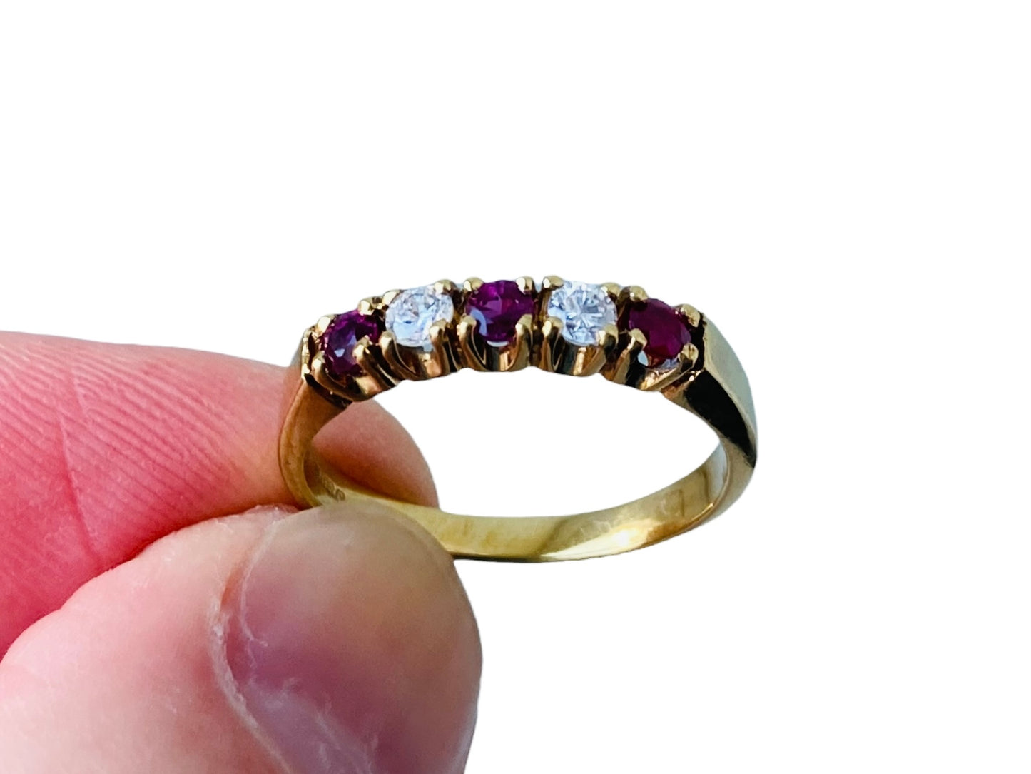 Vintage 18ct Gold Ruby & Diamond Ring