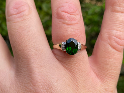 9ct Gold Diopside & Diamond Ring