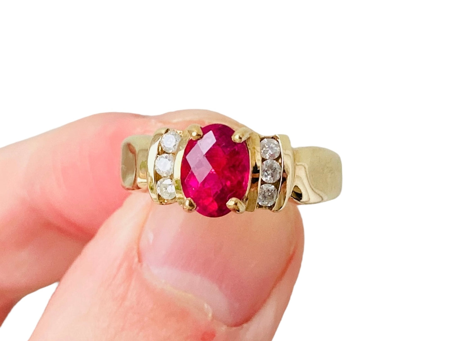 9ct Gold Rhodolite Garnet & Diamond Ring