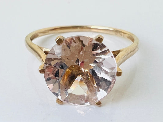 9ct Gold Morganite Ring