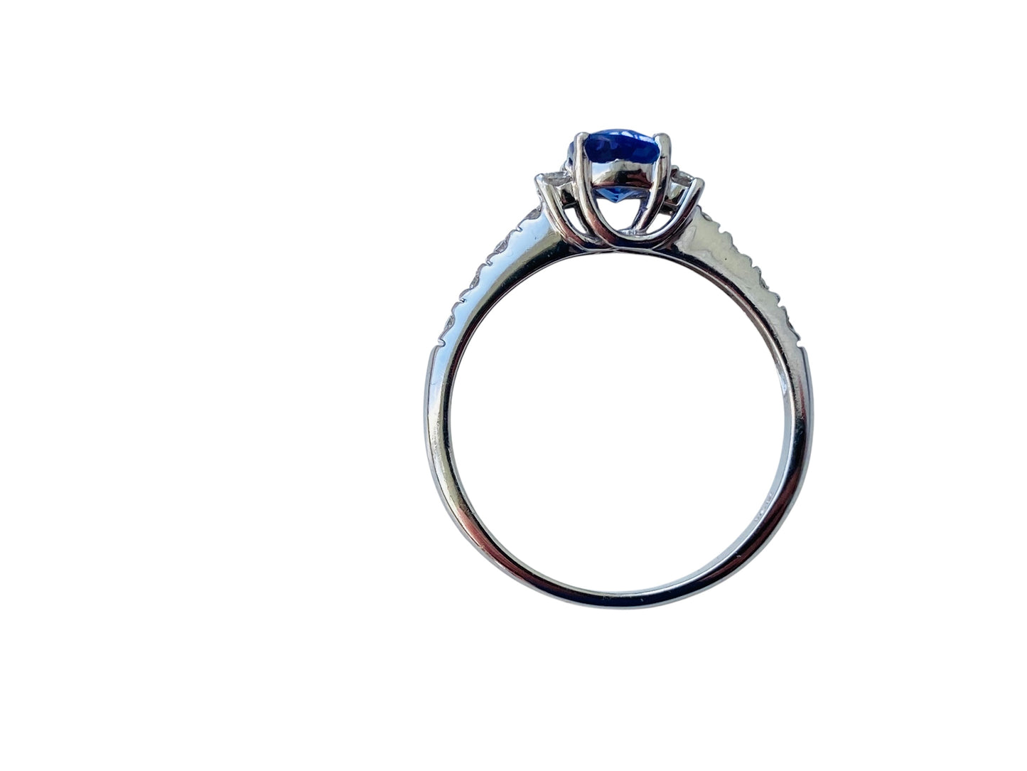 18ct Gold Tanzanite & Diamond Ring