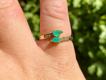 9ct Gold Emerald & Diamond Ring