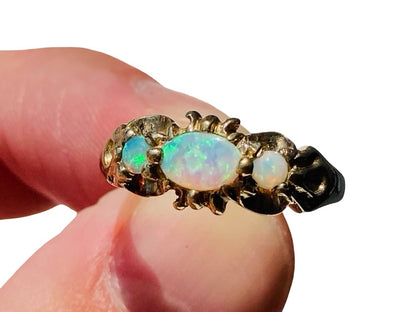 Vintage 9ct Gold Opal Ring