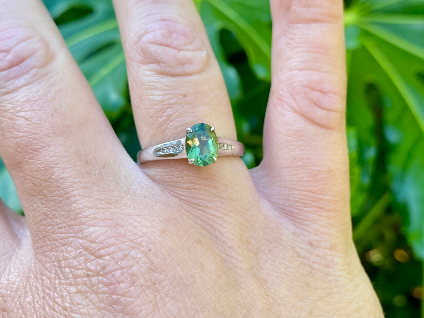 9ct Gold Olive Apatite & Diamond  Ring