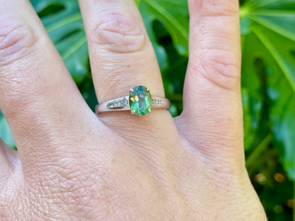 9ct Gold Olive Apatite & Diamond  Ring