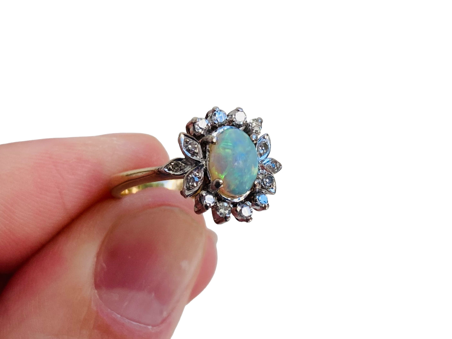 18ct Gold Opal & Diamond Ring