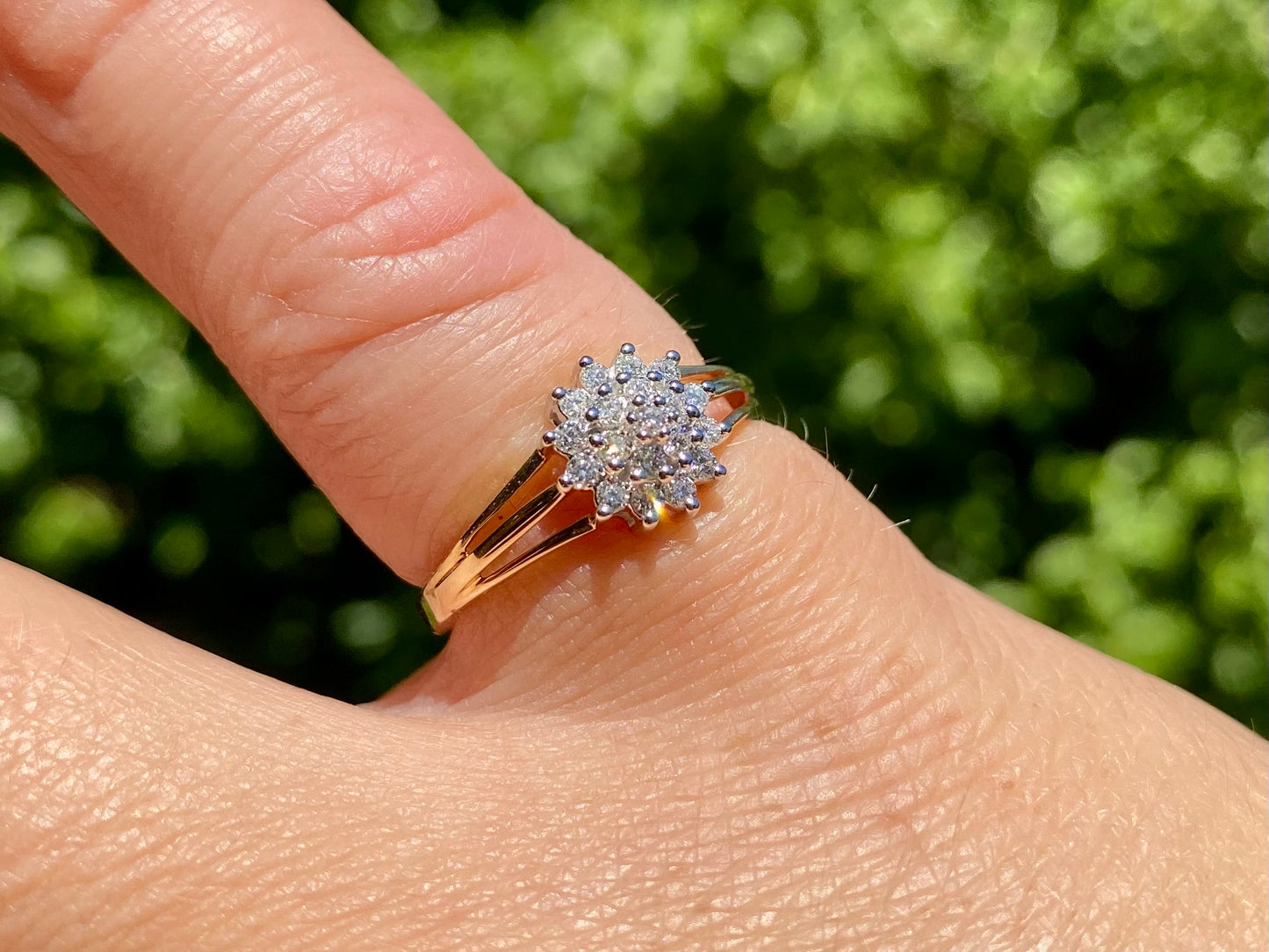 9ct Gold Diamond Ring