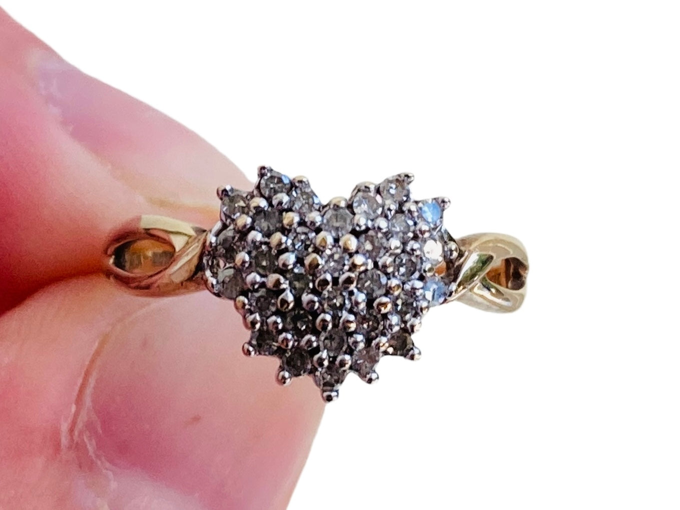 9ct Gold Heart Shaped Diamond Ring