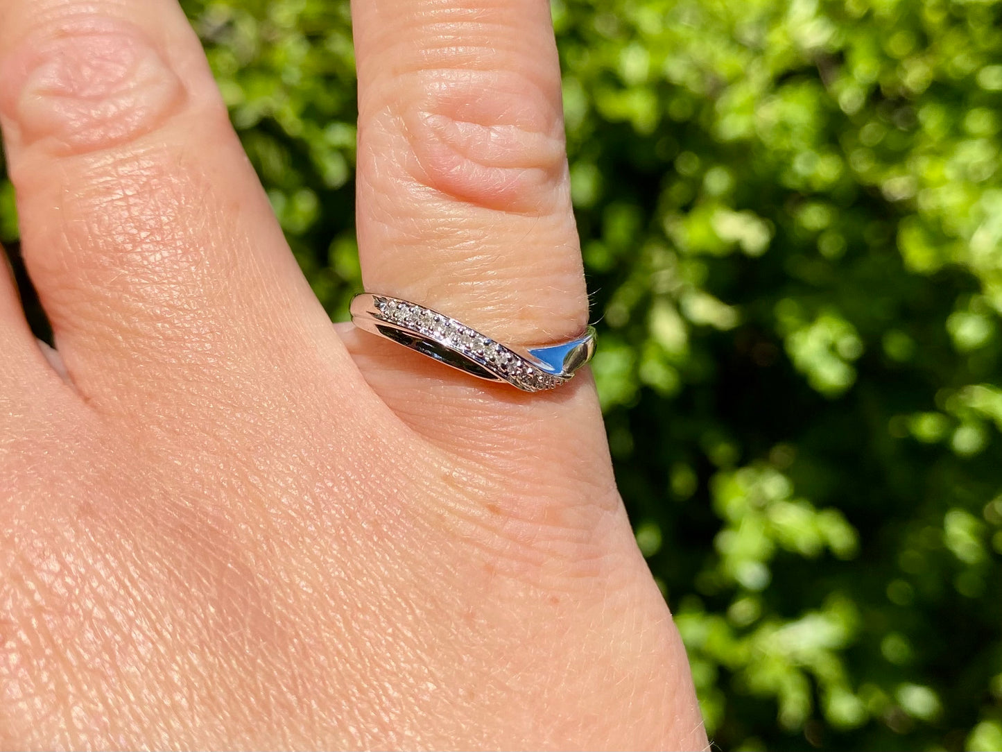 9ct Gold Diamond Ring