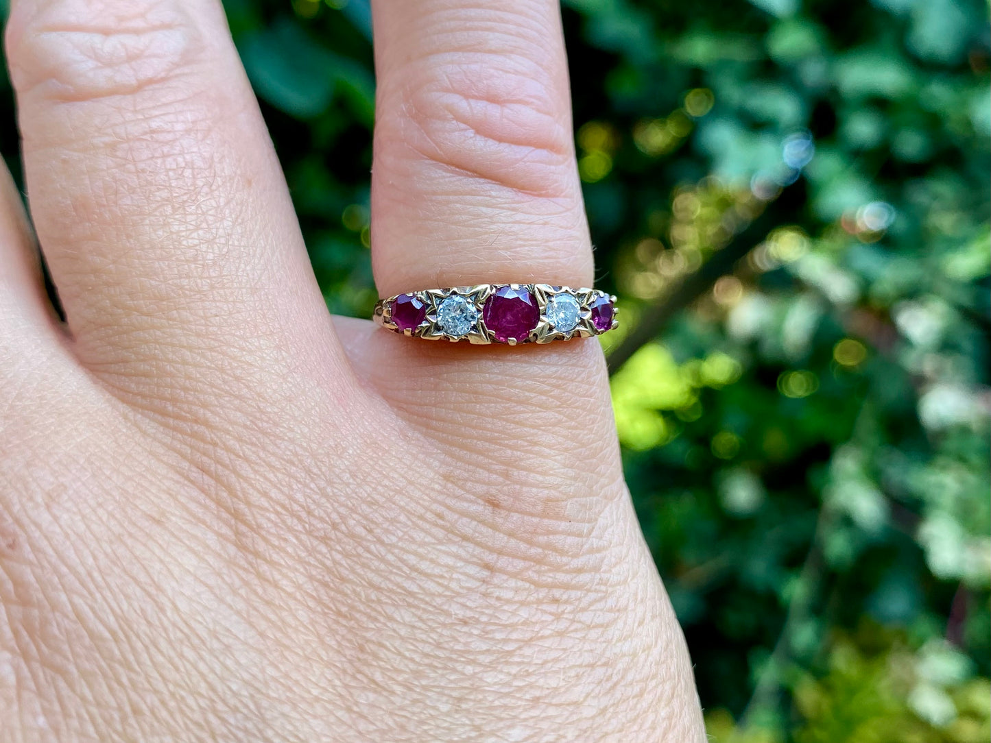 Vintage 9ct Gold Ruby & Diamond Ring