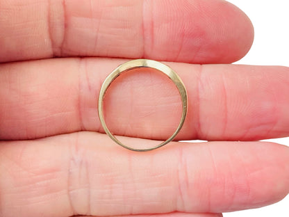9ct Gold 0.25ct Diamond Wishbone Ring