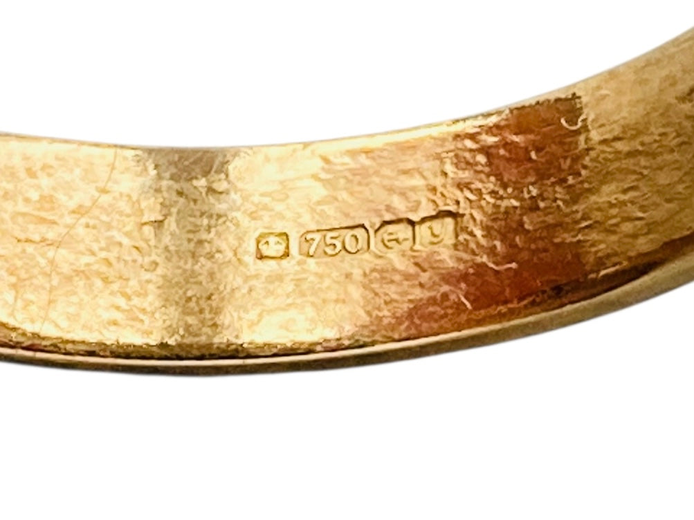 18ct Gold Diamond Solitaire Ring