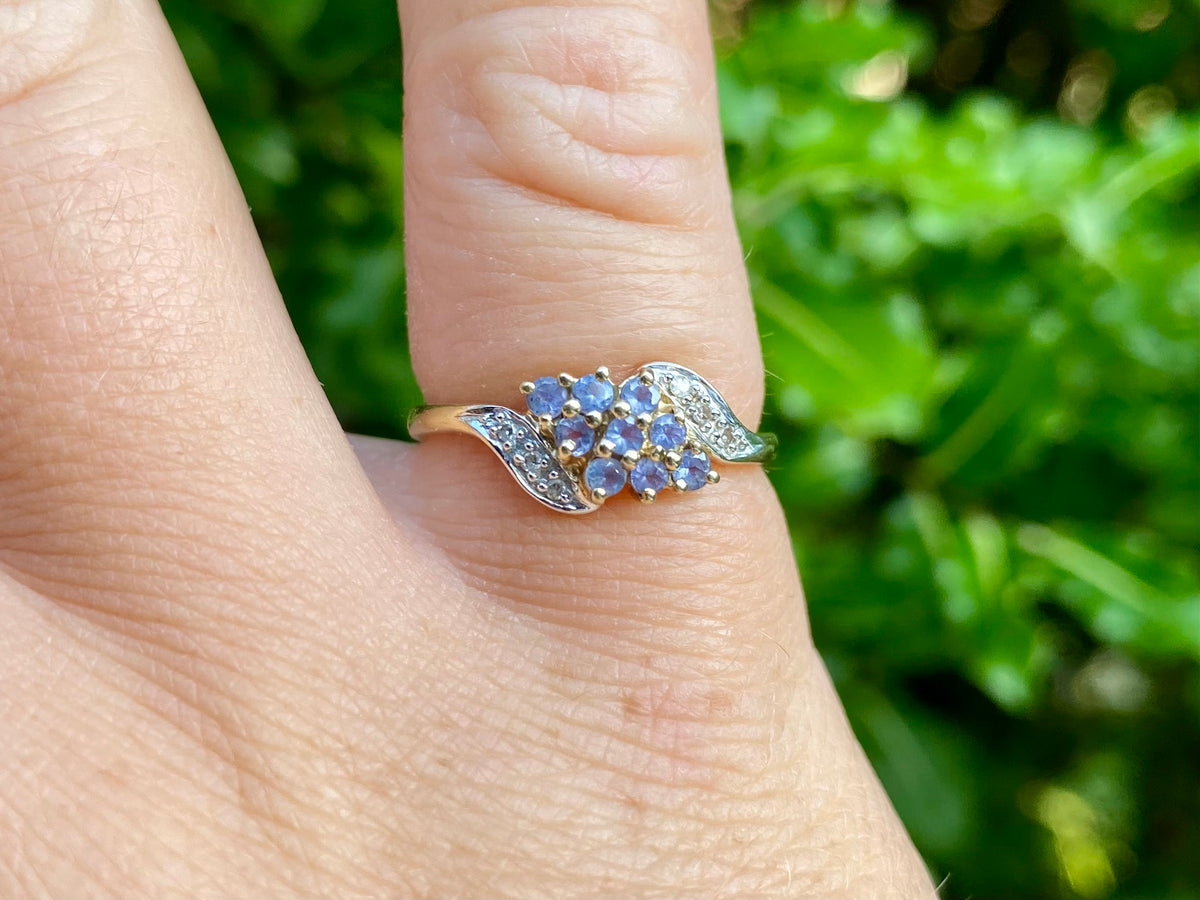 9ct Gold Tanzanite & Diamond Ring