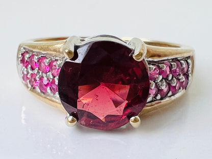 9ct Gold Rhodolite Garnet & Pink Ruby Ring