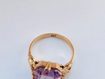 Vintage 9ct Gold Amethyst Ring