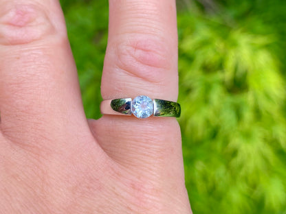 9ct Gold Aquamarine Ring