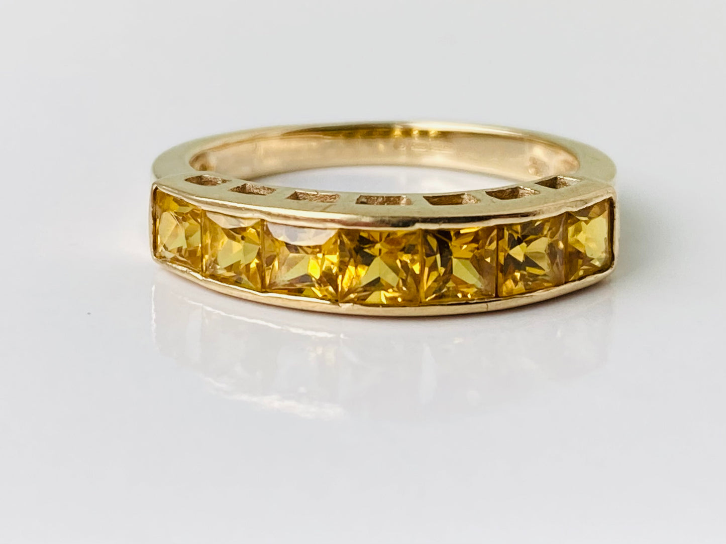 9ct Gold Yellow Sapphire Ring